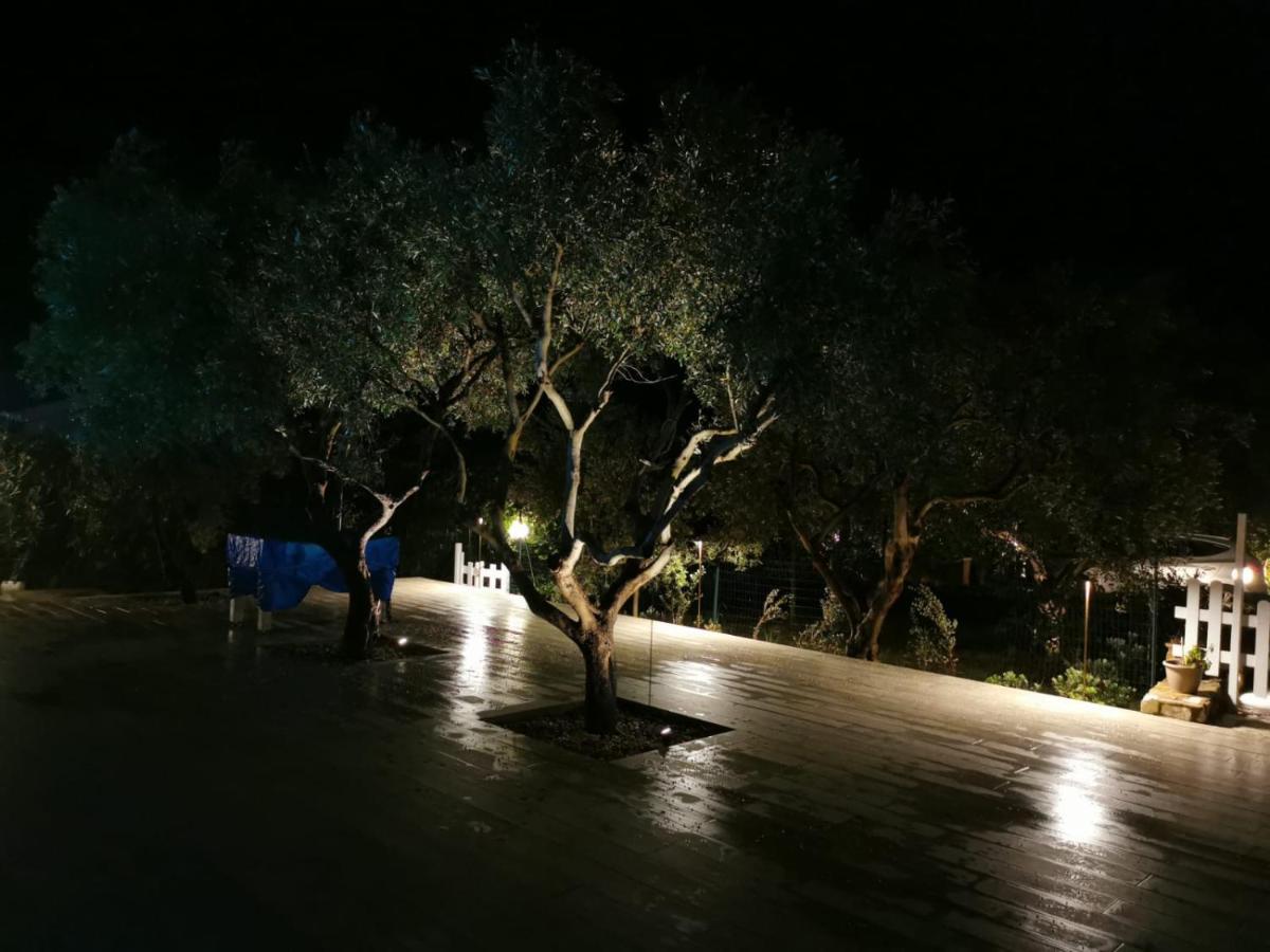 Villa Hibiscus Castellammare del Golfo Exterior foto